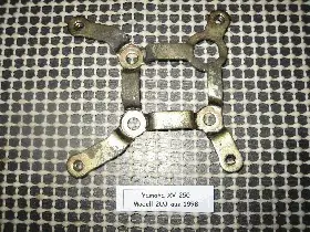 Gratis Versand Yamaha XV 250 2UJ Motor Zylinderkopfabdeckung Halterung