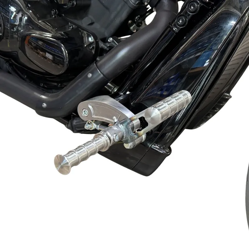 Fußrastenanlage 12 cm vorverlegt für Harley Davidson V-Rod VRSC ABE Highlight