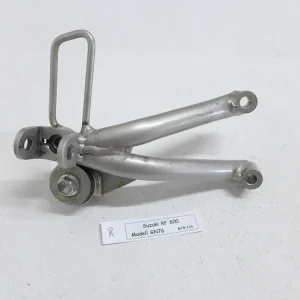 Suzuki RF 600 GN76 Aufnahme Soziusraste rechts Gratis Versand