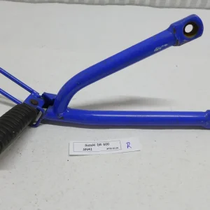 Suzuki DR 600 SN41 Rastenaufnahme und Fußraste Sozius rechts Schneller Versand