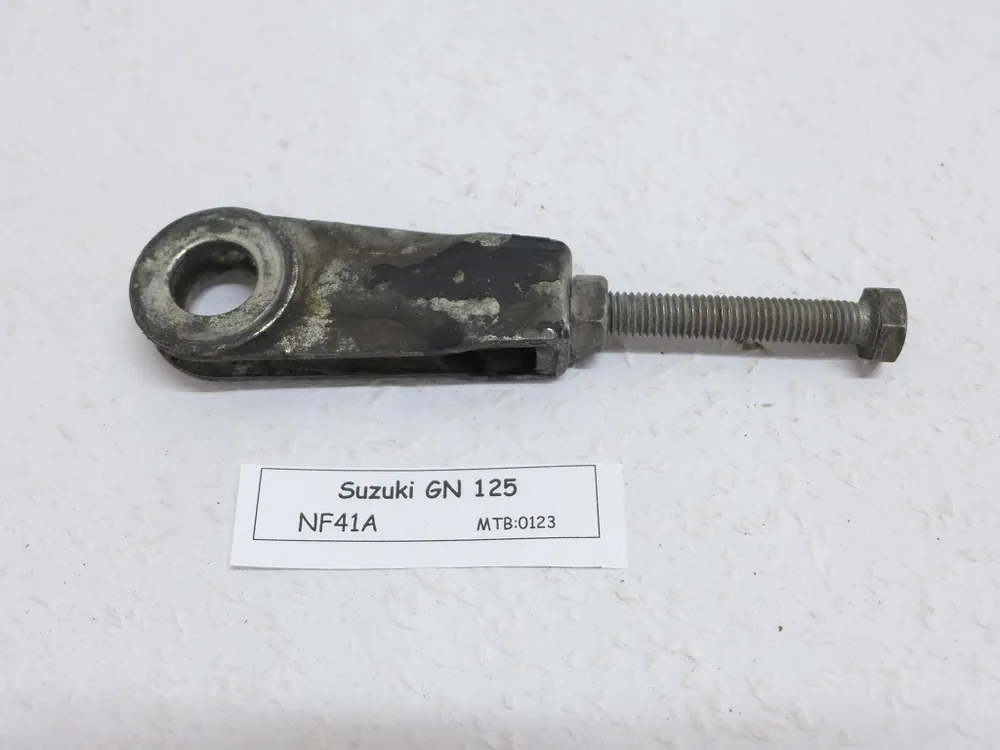 Bestseller Suzuki GN 125 NF41 Kettenspanner