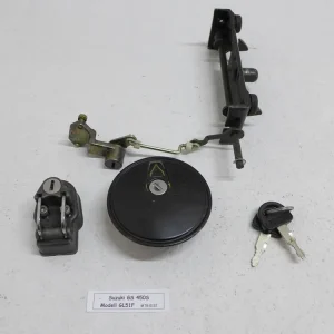 Highlight Suzuki GS 450S GL51F Schlosssatz