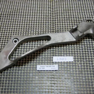 Preiswert Yamaha TDM 850 3VD Fußraste Sozius und Auspuff links Aufnahme