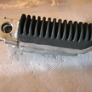 Bestseller Suzuki GSF 1200 GV75A Fußraste Sozius rechts