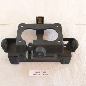 Triumph TT 600 806 AD Rücklichthalterung Direktkauf