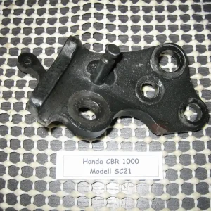 Must-Have Honda CBR 1000 SC21 Seitenständeraufnahme