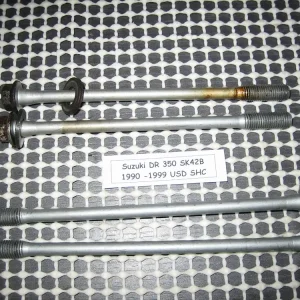 Suzuki DR 350 SK42 Motorbolzen Zylinderkopf Neuheit