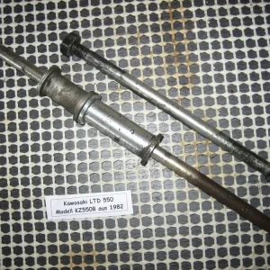 Kawasaki LTD 550 KZ550B Motorachsen Knallerangebot