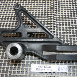 Highlight Suzuki DR 650 SP43B Bremssattelhalterung hinten schwarz