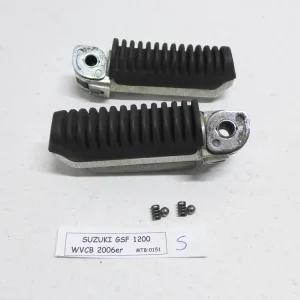 Aktuell Suzuki GSF1200 WVCB Fußrasten Sozius