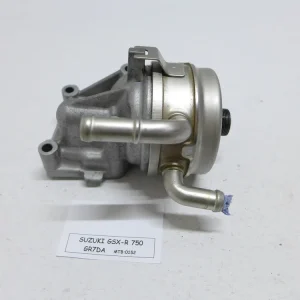 Suzuki GSX-R 750 GR7DA Kühler Ölfilter Wärmetauscher Letzte Chance