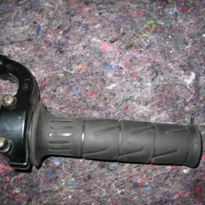 Preisknaller Kawasaki ZZR 1400 Gasgriff mit Halterung