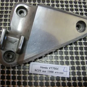 Honda VT 750C Shadow RC29 Rastenaufnahme Sozius links Aktuell