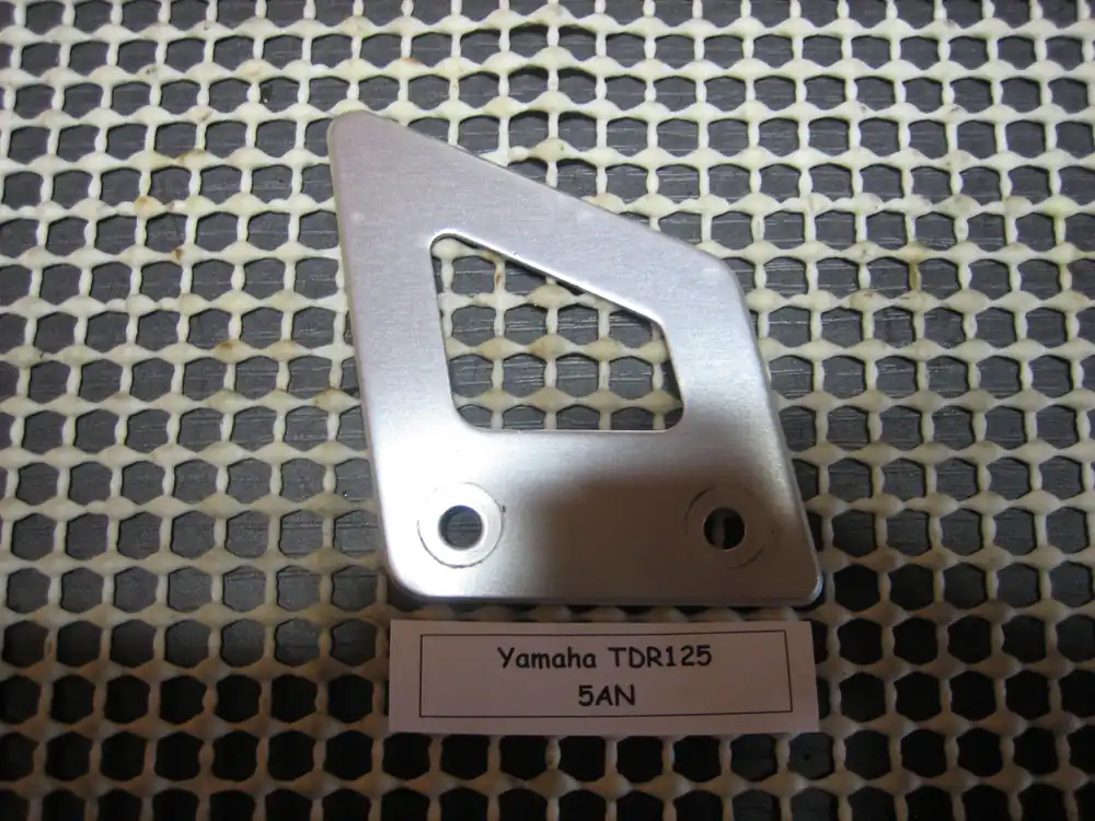 Yamaha TDR 125 5AN Bremssattelschutz hinten Gratis Versand