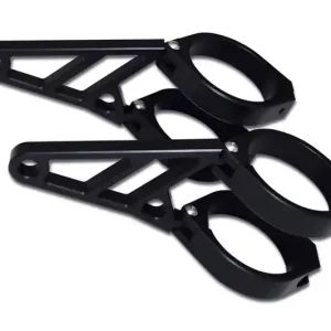 CNC Scheinwerferhalter-Set, kurz, enthält 4 Schellen zur Montage an den Standrohren sowie 2 Lampenhalter und Reduzierstreifen. Highlight