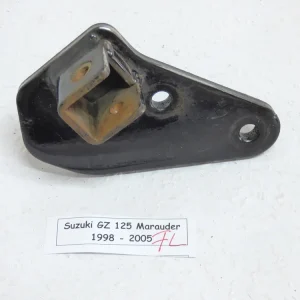 Suzuki GZ 125 Marauder Rastenaufnahme Fahrer links Schnäppchen