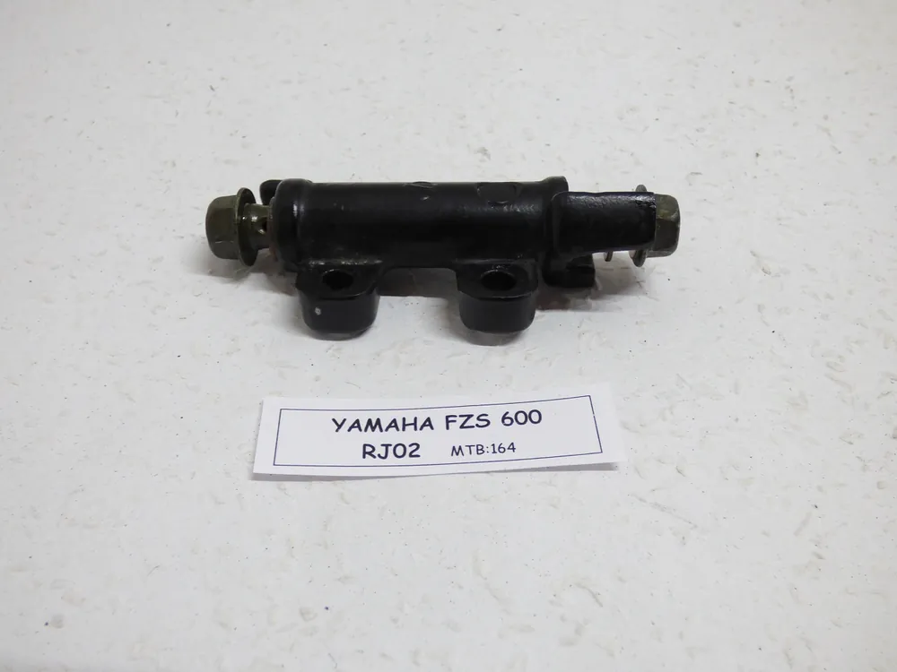 Sonderaktion Yamaha FZS600 Fazer RJ02 Bremsleitungsverteiler vorne
