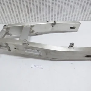 Schneller Versand Yamaha FZS600 Fazer RJ02 Schwinge