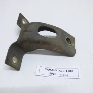 Yamaha XJR 1300 RP10 Auspuffhalterung unter Motor Aktuell