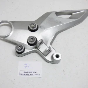 Must-Have Suzuki GSX 1300 BK B-King Fußrastenaufnahme Fahrer links