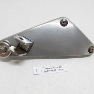 Ausverkauf Kawasaki EN500 Aufnahme Soziusraste rechts Halterung Halteplatte