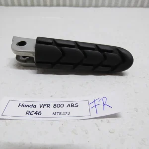 Honda VFR 800 RC46 Fußraste Fahrer rechts Fahrerraste Solange Der Vorrat Reicht