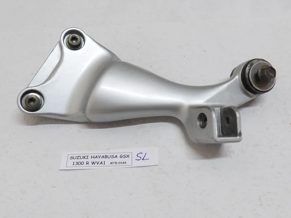 Suzuki GSX1300R WVA1 Hayabusa Fußrastenhalterung Sozius links Neuheit
