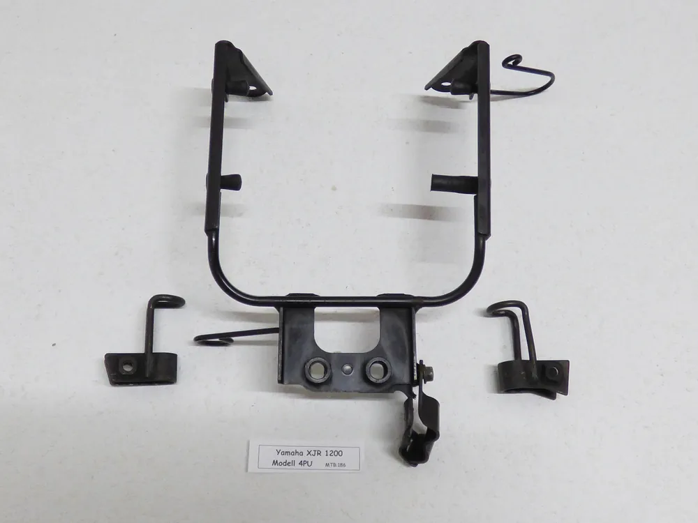 Yamaha XJR 1200 4PU Gabelbrücke Haltebügel Kabelführung Must-Have