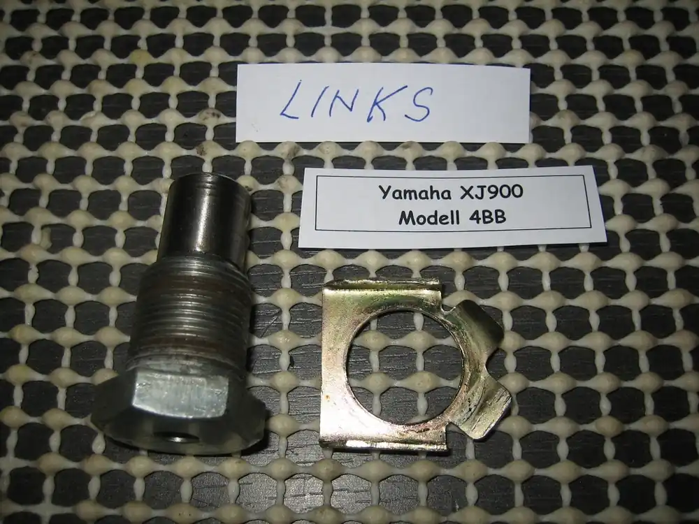 Yamaha XJ 900 4BB Schwingenhalterung links Sonderaktion