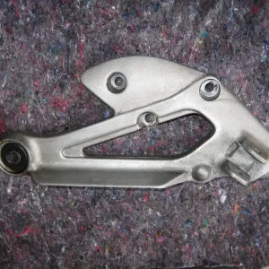 Yamaha XJ 600 Diversion 4BR Fußrastenaufnahme und Auspuffhalterung rechts Sofort Bestellen