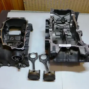 Solange Der Vorrat Reicht Honda NC 700 SA RC61 Motorgehäuse mit Zylinder und Kolben