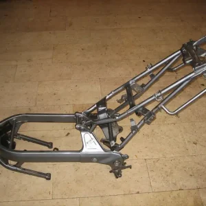 Ausverkauf Honda NTV 650 RC33 Rahmen mit Brief