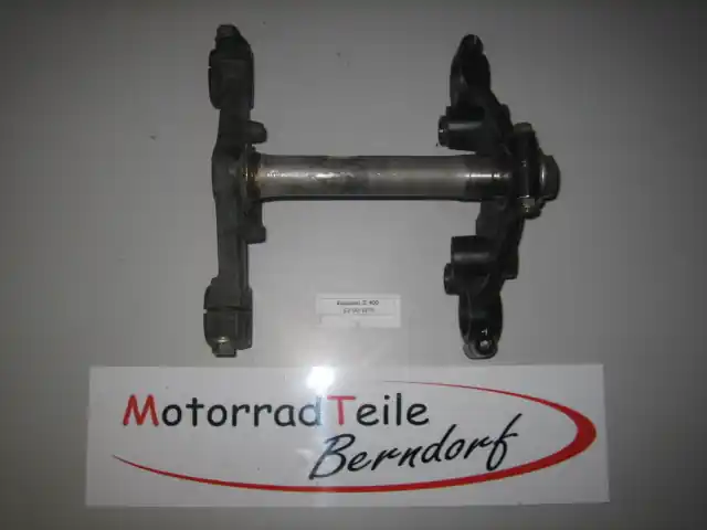 Echt Kawasaki Z 400 Gabelbrücke
