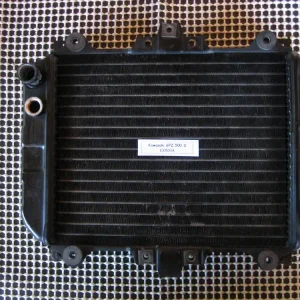 Kawasaki GPZ 500 Wasserkühler / Kühler Kostenloser Rückversand
