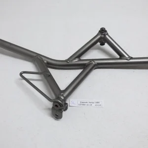 Top-Preis Kawasaki Versys 1000 LZT00A Fußrastenhalterung Sozius links